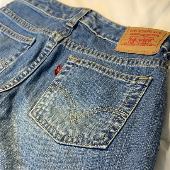 Levi Jeans - Picture 3 of 3